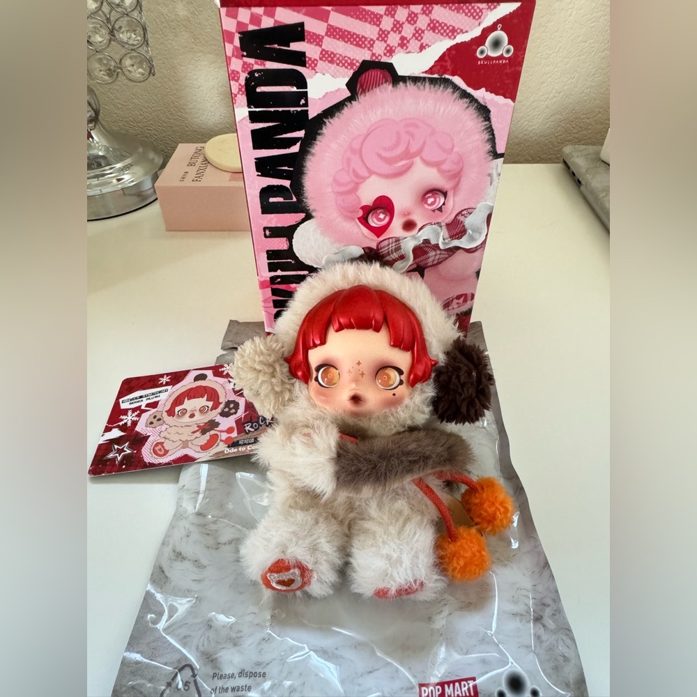 POP MART x SKULLPANDA -Winter Symphony Series Plush Pendant- Ode To Cocoa